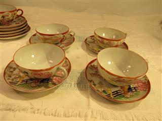 VTG LOT OF 19 JAPANESE EGGSHELL PORCELAIN PLATES, SAUCERS, CUPS & CREAMER-